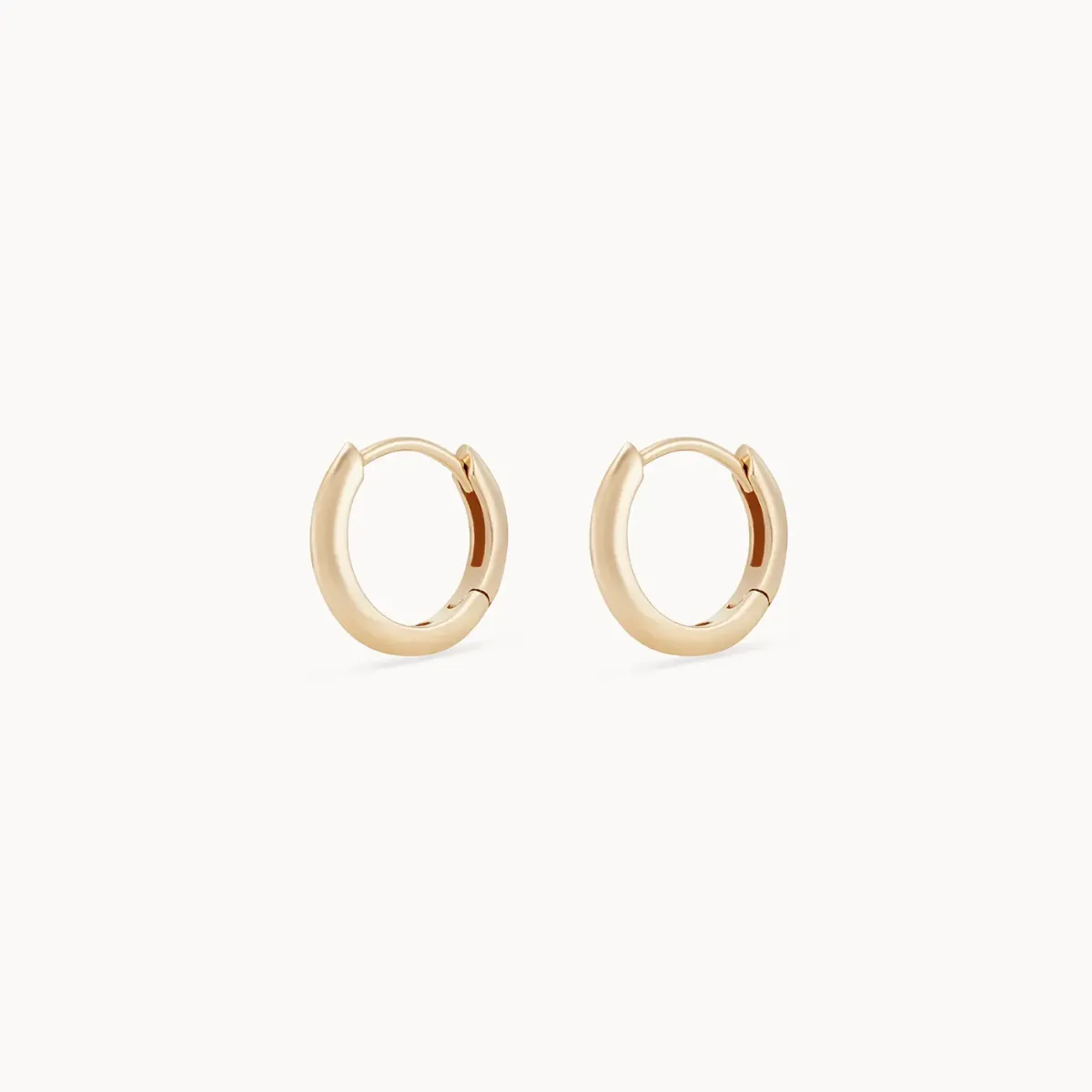 dagger small hoop - 14k yellow gold hoop