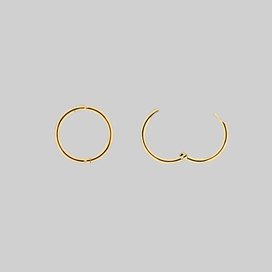 ELIN. Sun & Moon Hoop Earrings - Gold