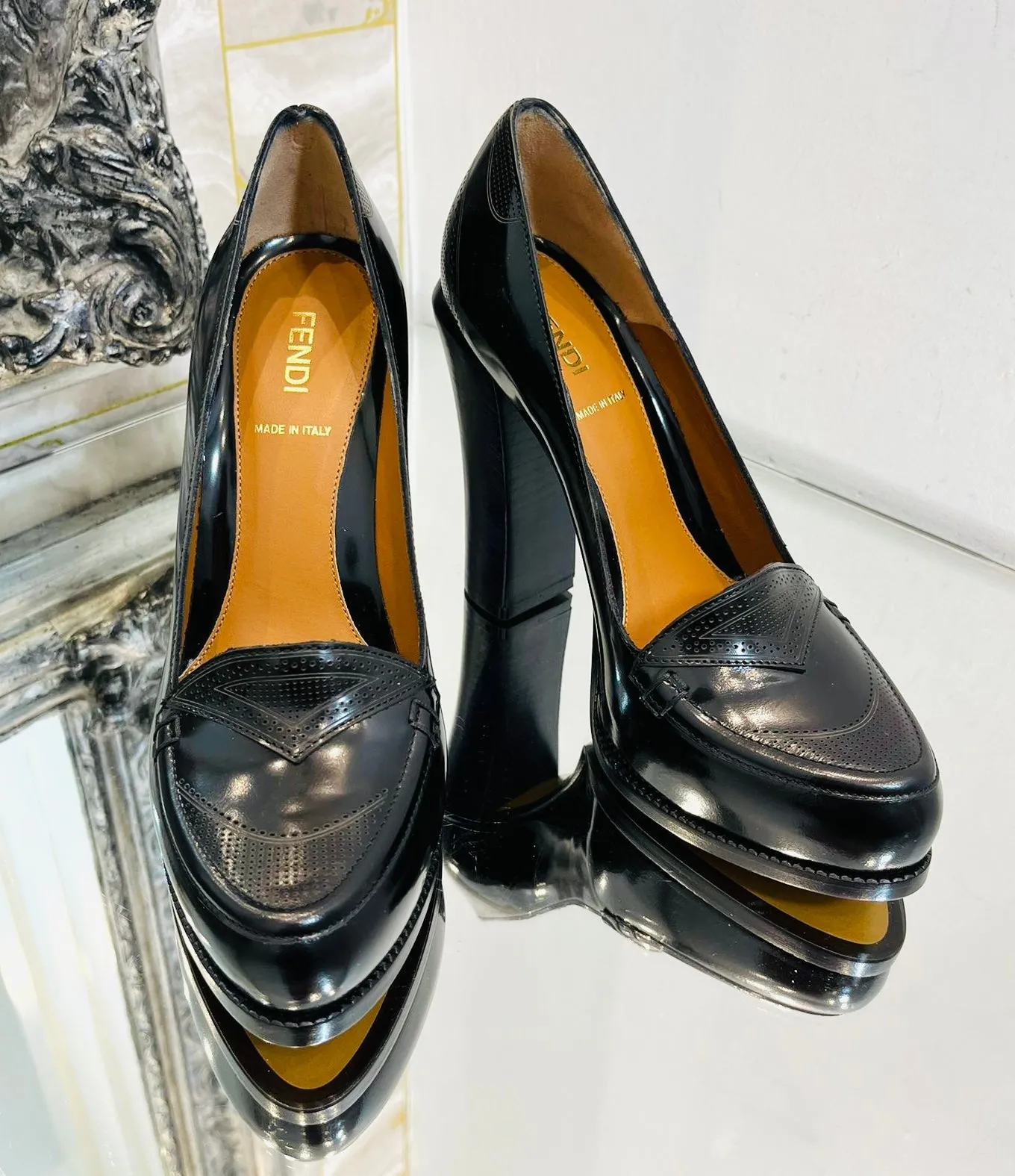 Fendi Leather Loafer Block Heel Pumps. Size 37