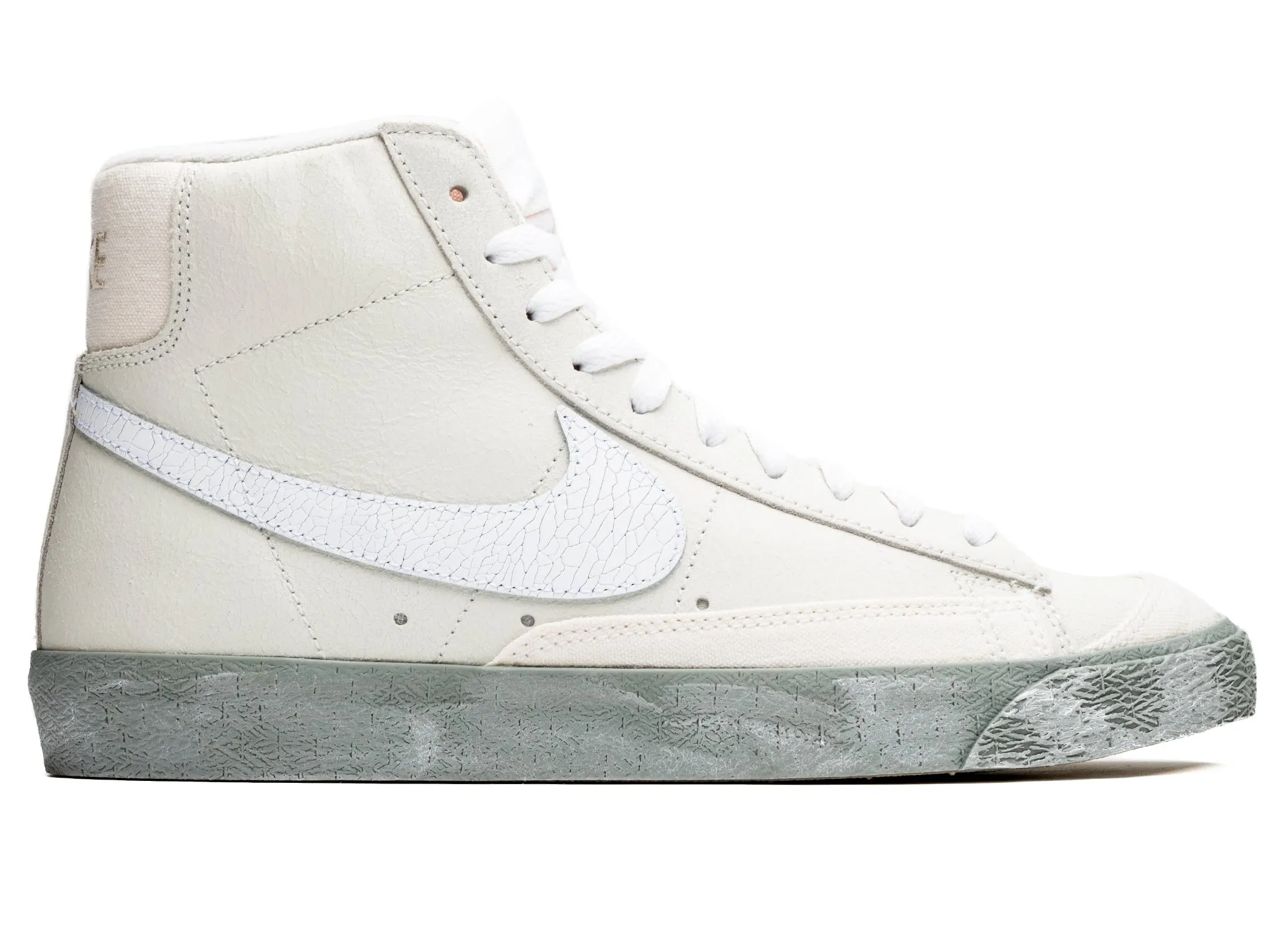 Nike Blazer Mid '77 SE EMB 'Summit White'