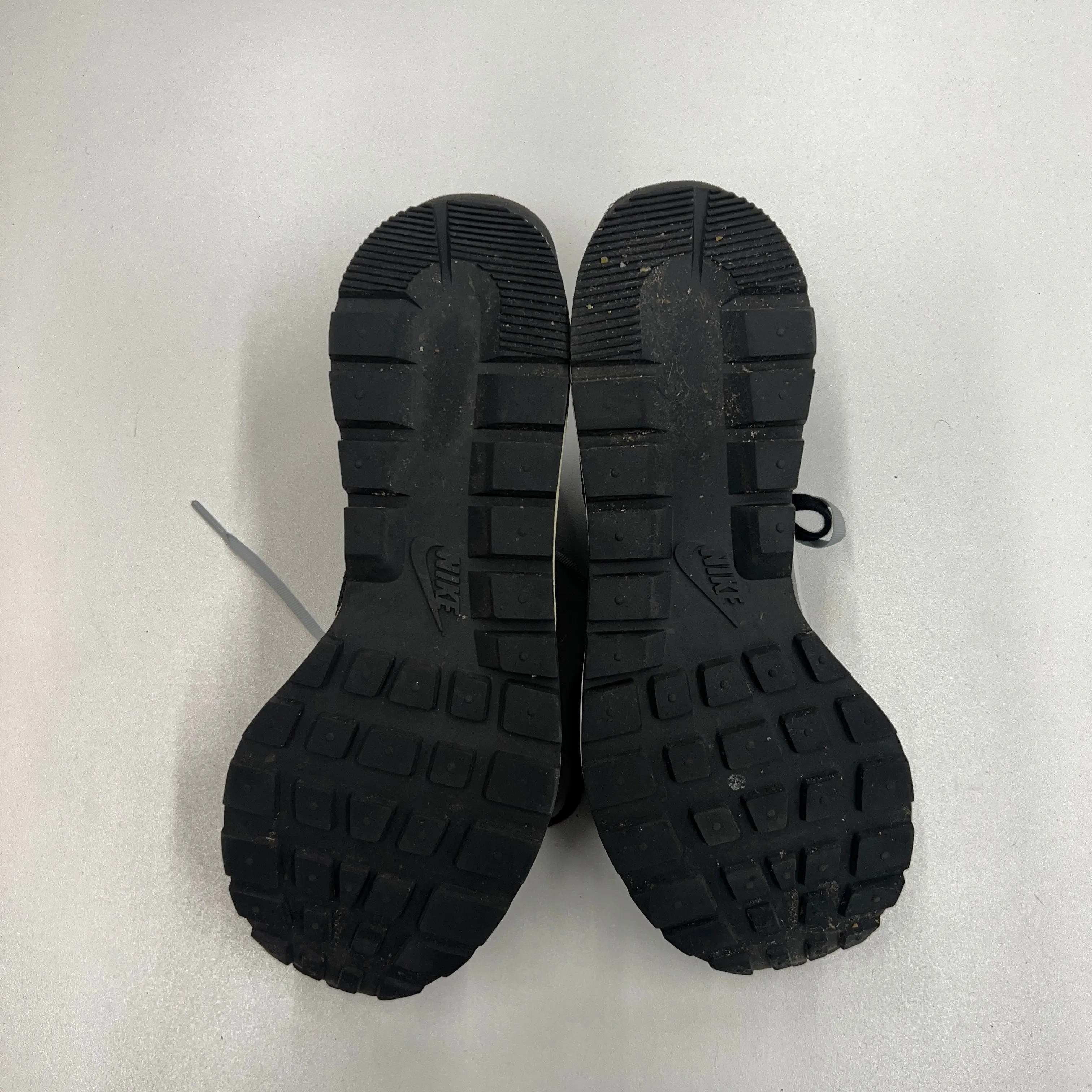 PRE LOVED - NIKE SACAI VAPORWAFFLE BLACK WHITE