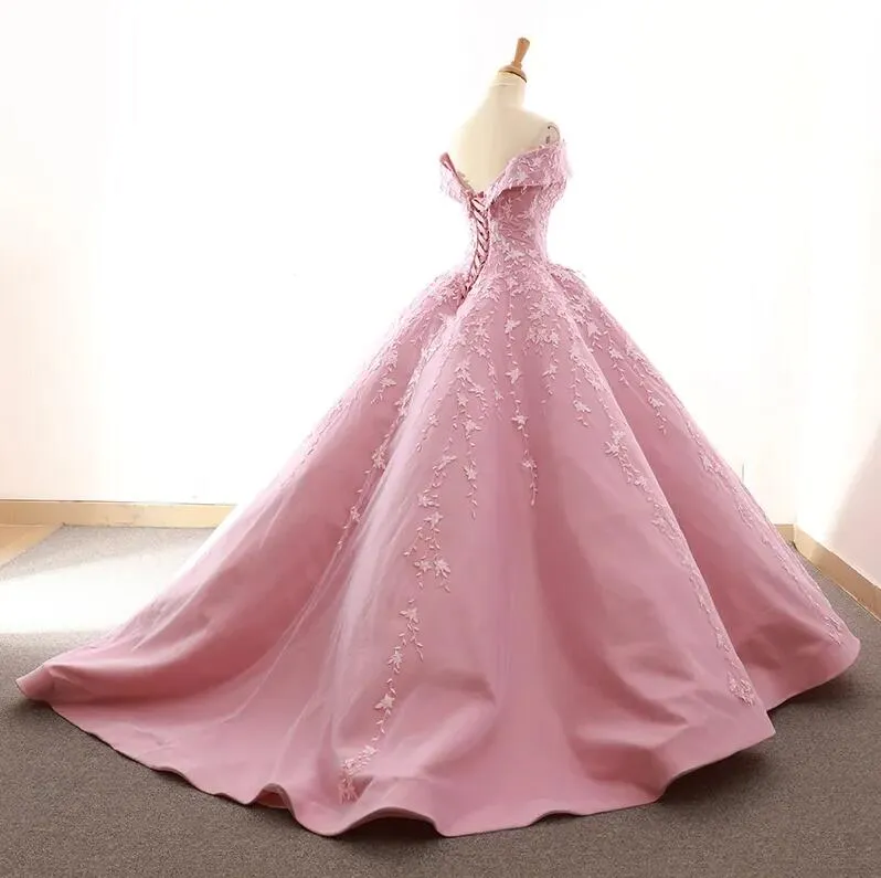 Sakura's Ball Gown Lace Off Shoulder Sweetheart Gowns