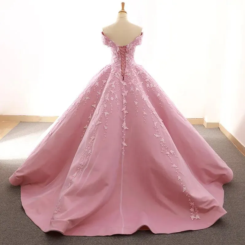 Sakura's Ball Gown Lace Off Shoulder Sweetheart Gowns