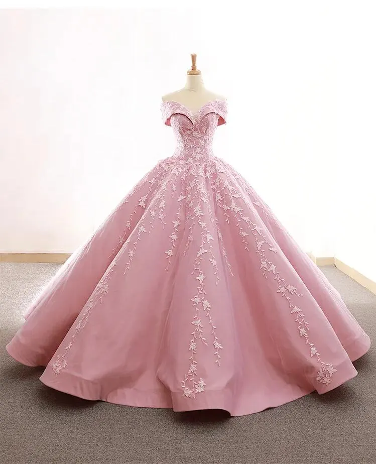 Sakura's Ball Gown Lace Off Shoulder Sweetheart Gowns