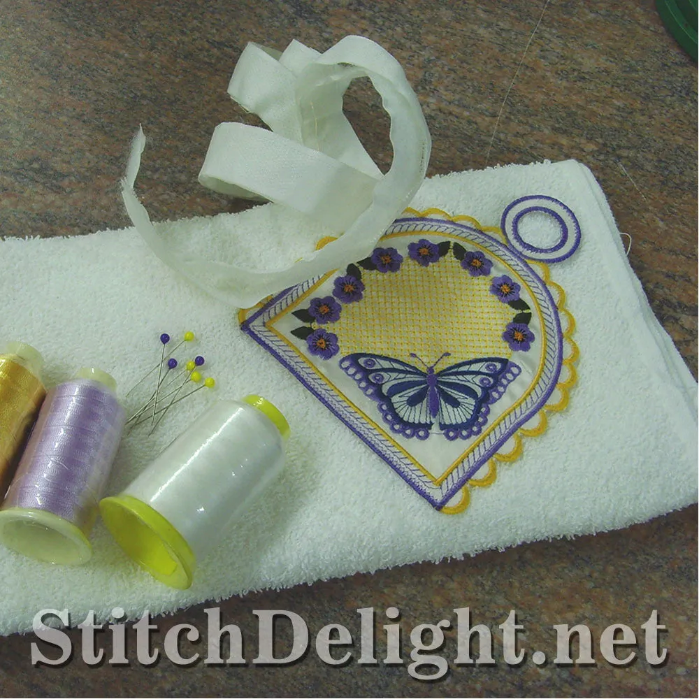 SD0618 Butterfly Towel Topper