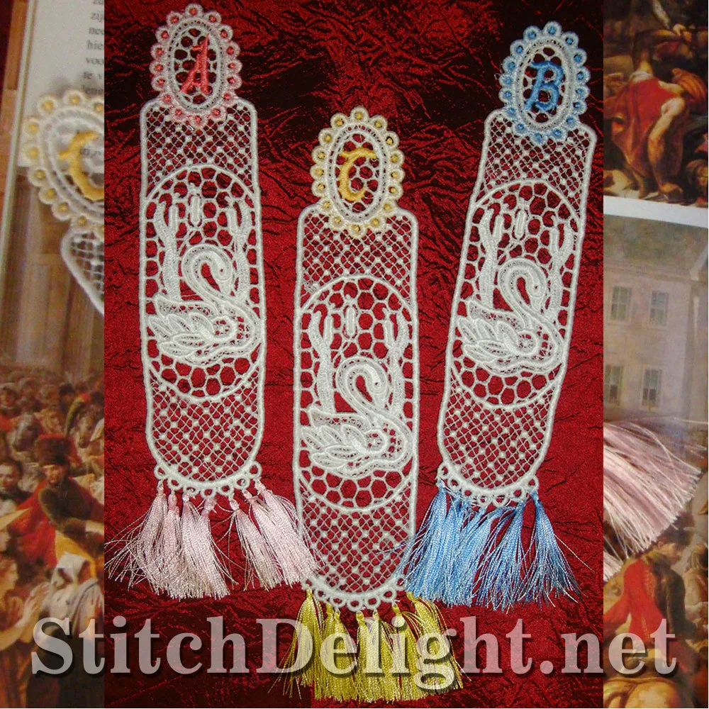 SD0865 Monogram Swan Bookmarks