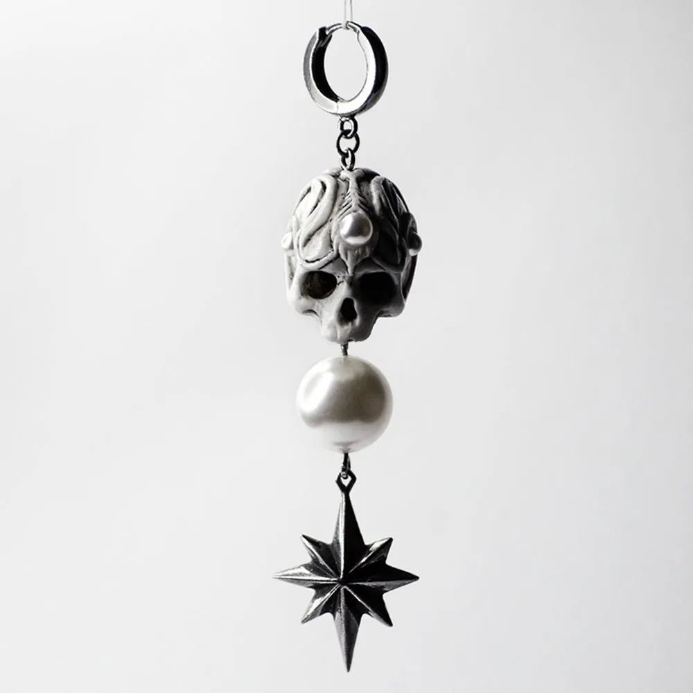 Skull & Star earring