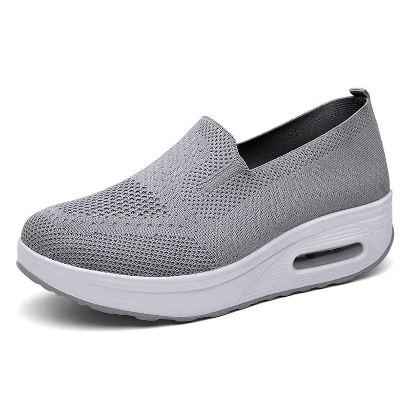 Sneakers Women's Sports Shoes Mesh Breathable Platform Tennis Casual Slip-On Ladies Walking Vulcanized Shoes Zapatillas Mujer