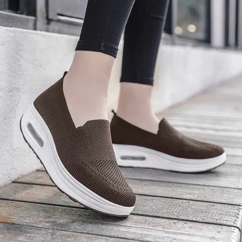 Sneakers Women's Sports Shoes Mesh Breathable Platform Tennis Casual Slip-On Ladies Walking Vulcanized Shoes Zapatillas Mujer