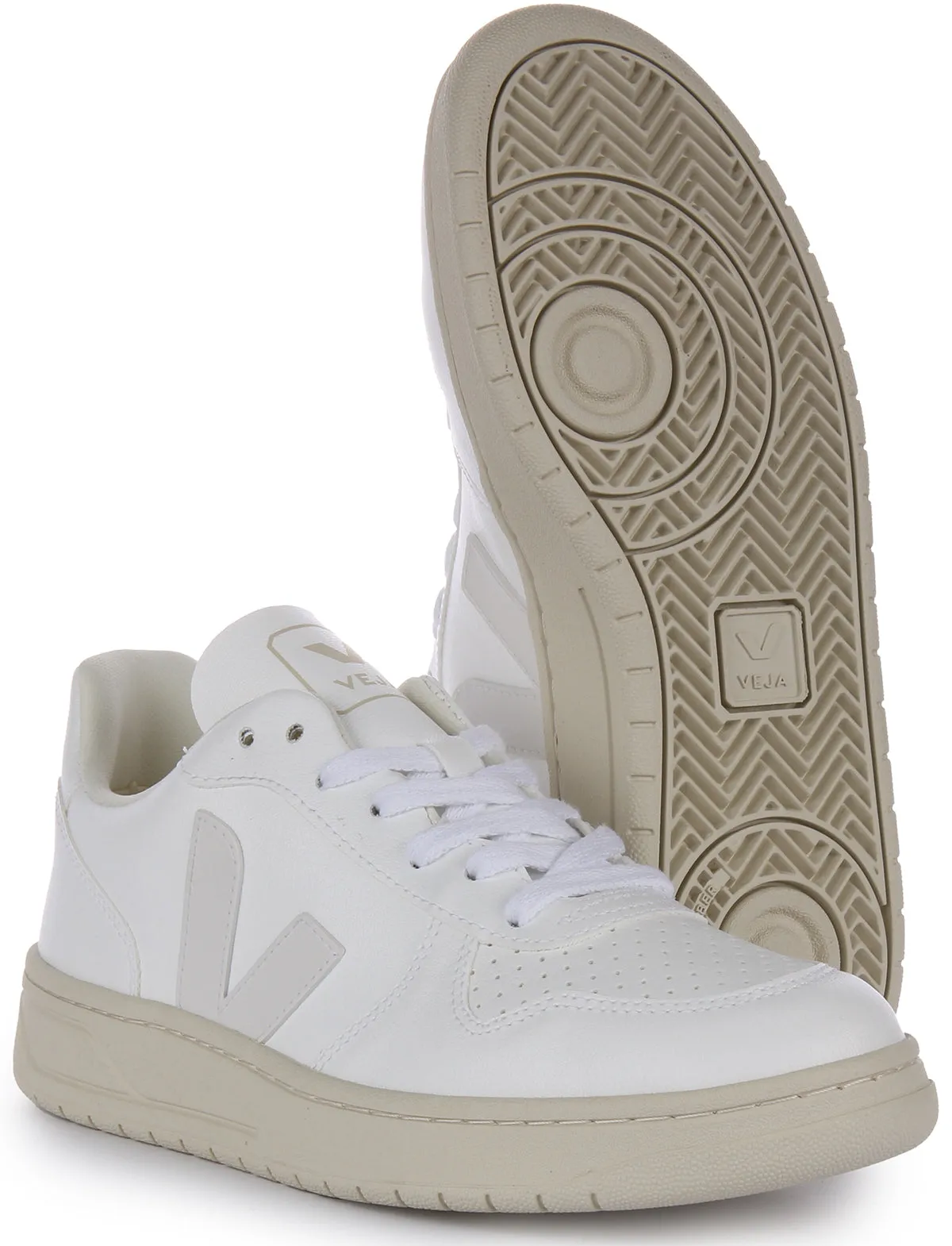 Veja V 10 Cwl In White For Men