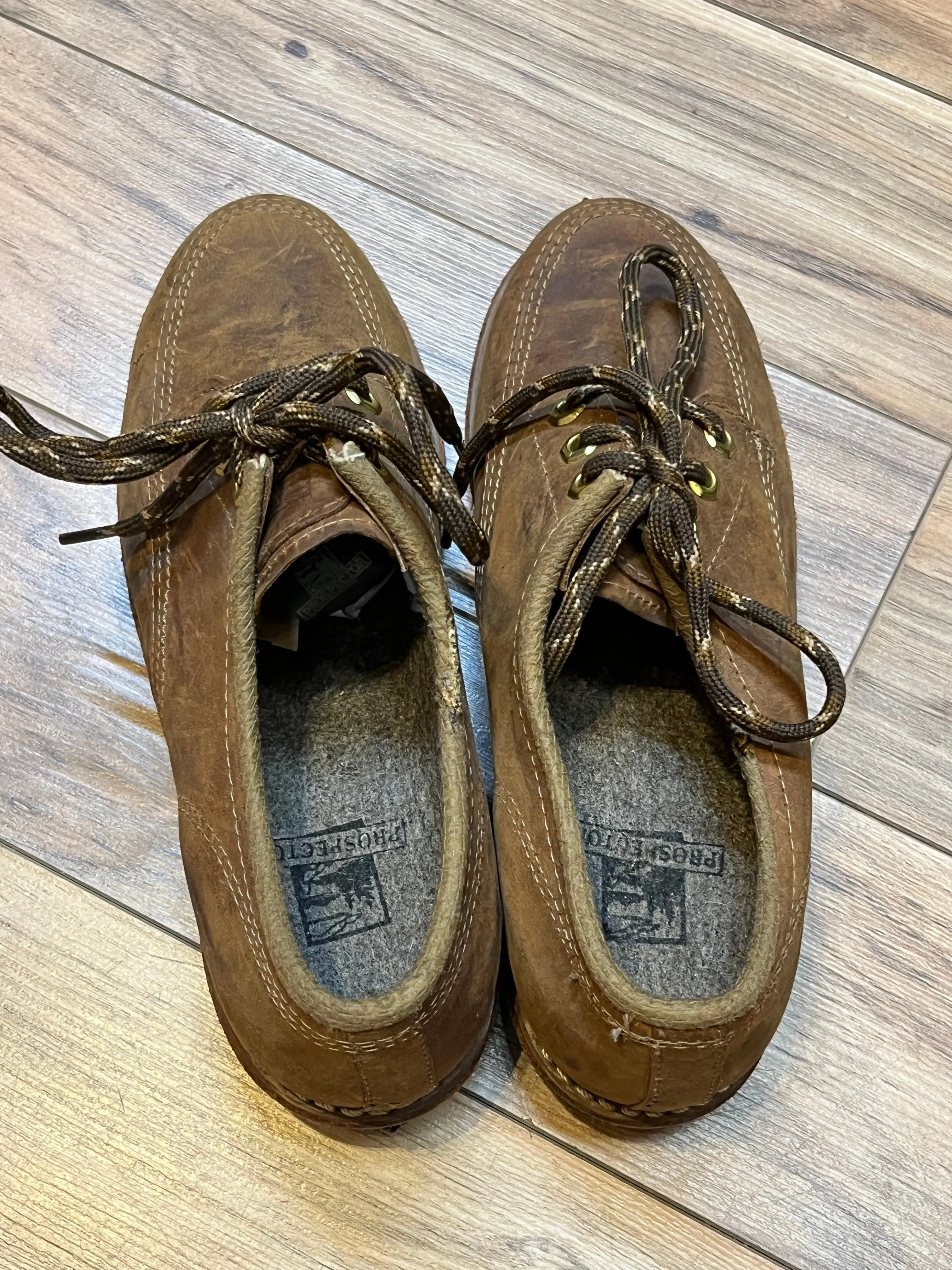 Vintage Prospector 1980’s Deadstock Moc Toe Brown Leather Shoes, Made in Canada, Womens US 8