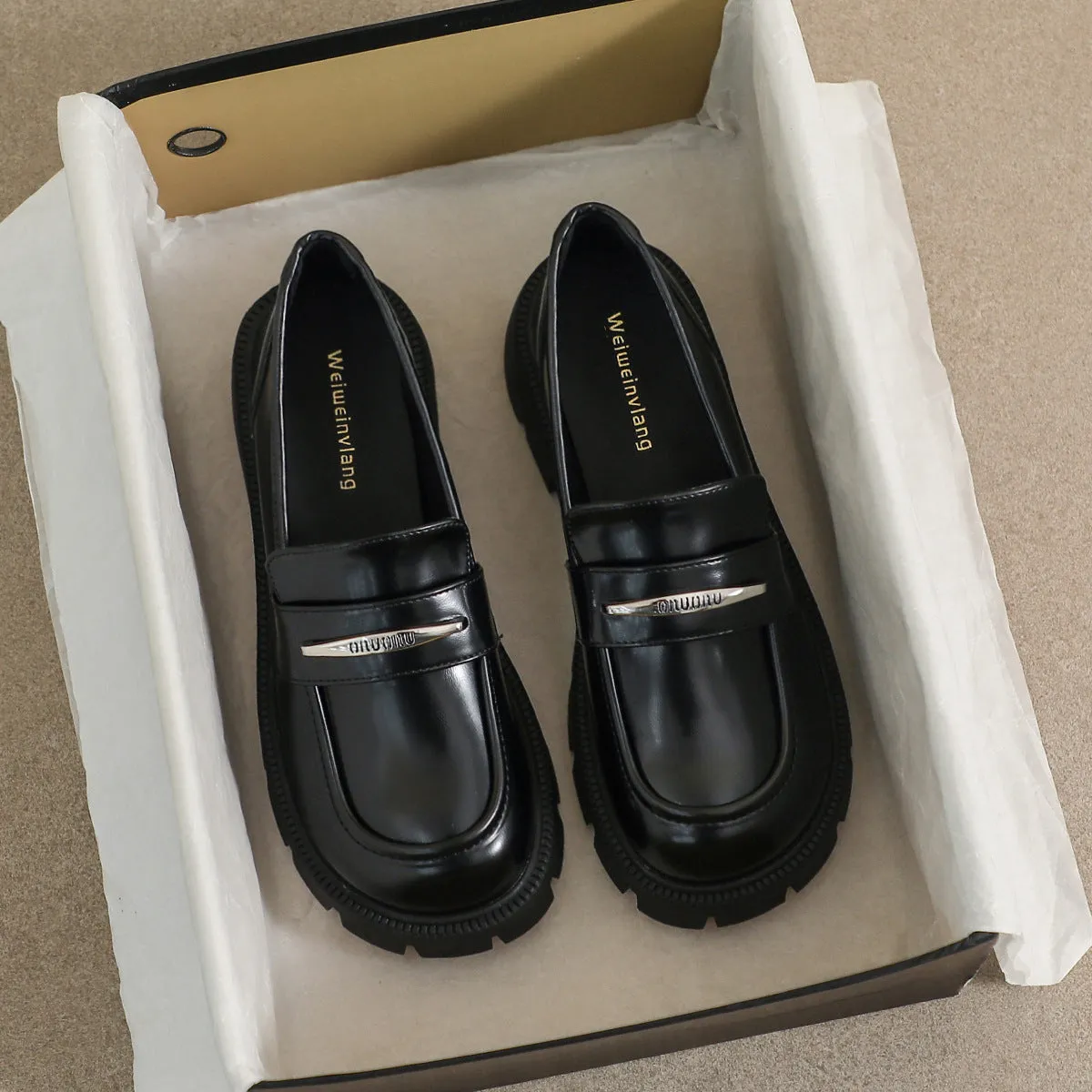 Women Minimalist Casual Glossy Leather Loafers