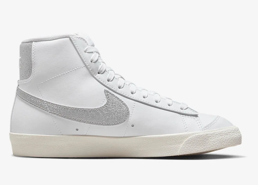 Women's Nike Blazer Mid '77 ESS White Metallic Silver Sail DQ7574-100