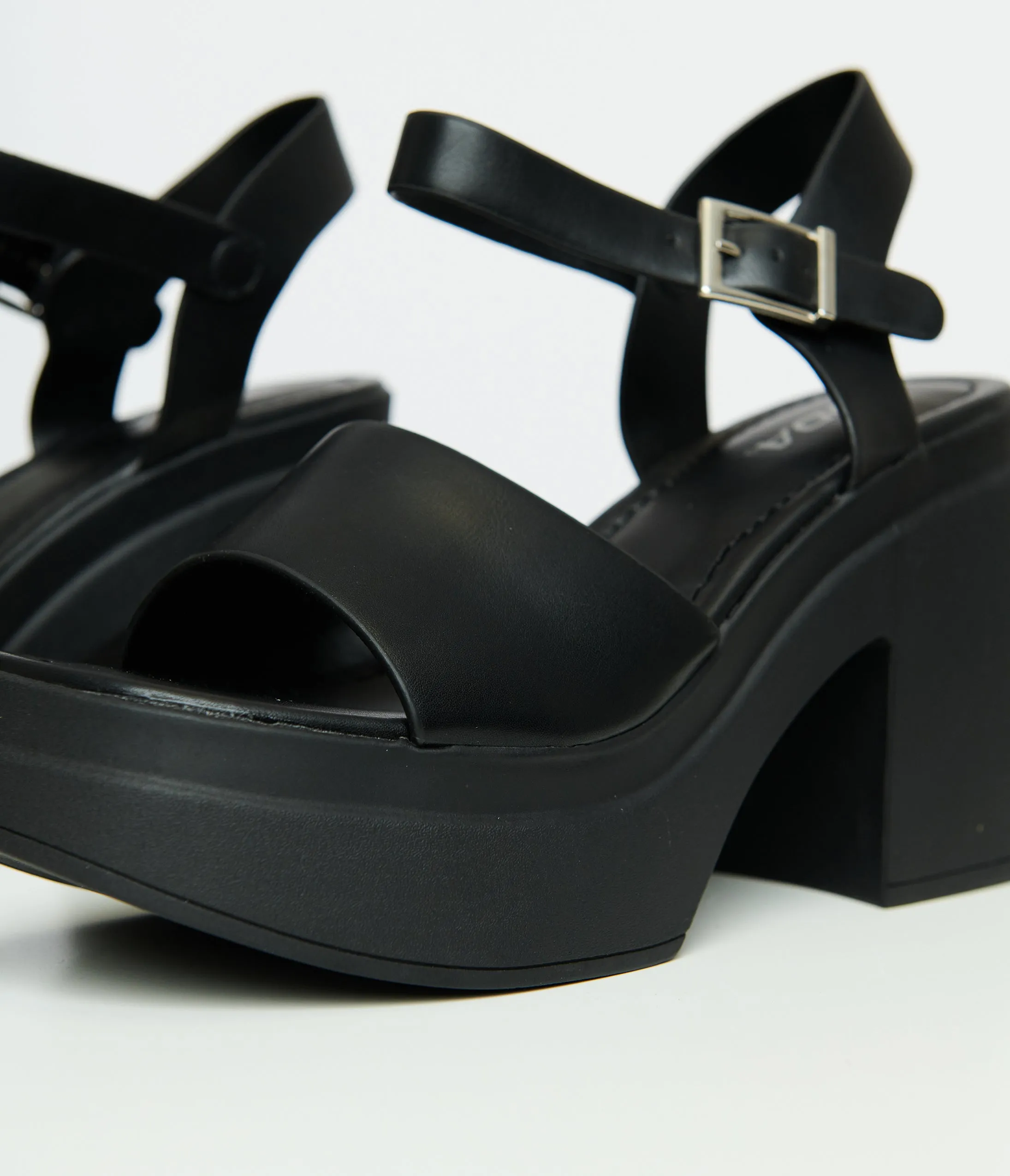 Y2K Black Leatherette Chunky Platform Heels